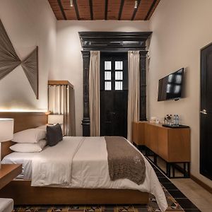 Queen Suite